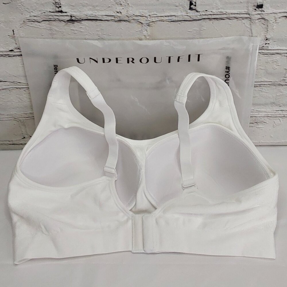 'UNDEROUTFIT' COMFORT SHAPING WIRELESS BRA W / ADJUSTABLE STRAPS - Picture 2 of 16